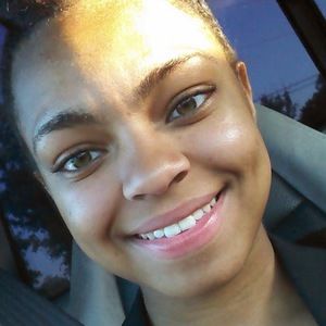 Meet your Posher, Alisia